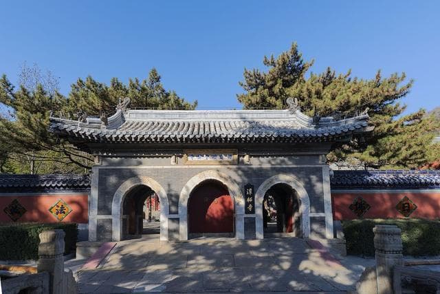 北京潭柘寺游玩攻略：门票50元，这些景点必打卡