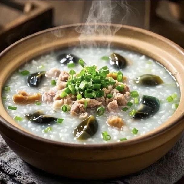 皮蛋瘦肉粥制作教程：简单方便的美味早餐