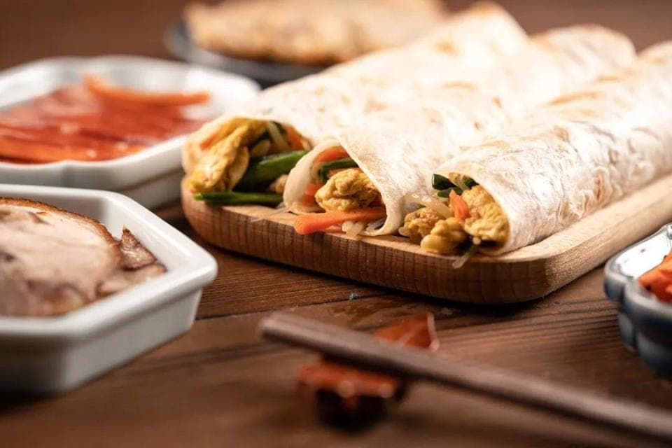 春天吃什么？润饼卷一切