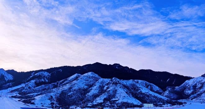 专家解读：内聚合力驱动冰雪经济蓬勃发展 外拓协作促进国际交流多元共赢