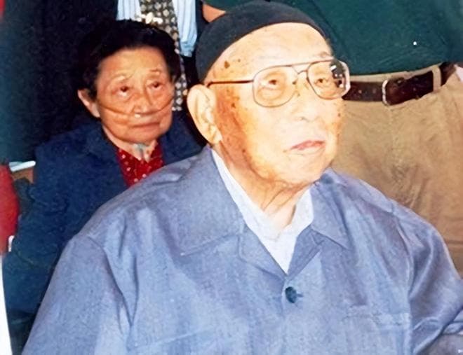 张学良在九十寿宴上忏悔：对于国家人民，我毫无建树，是一个罪人
