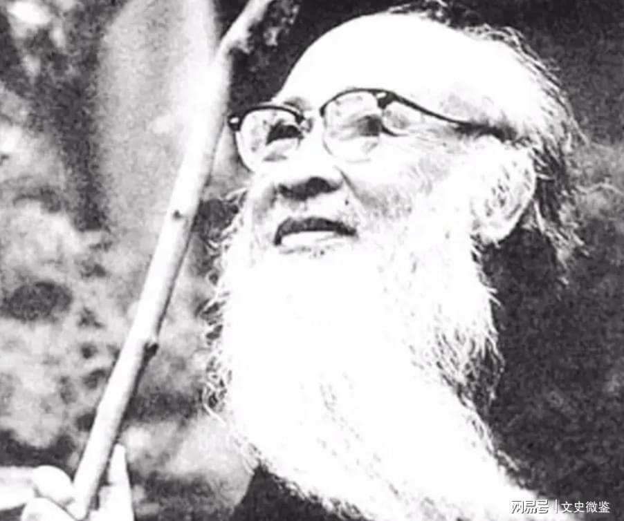 1949年，张大千执意去台湾，晚年在艺术上的成就令人瞩目