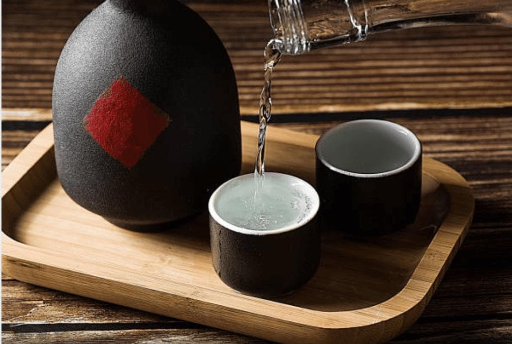 如何判断白酒是否过期？