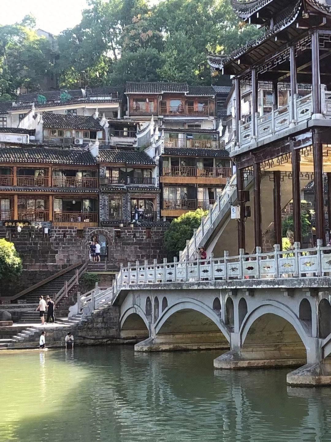 湖南适合几月份去旅游？湖南旅游全攻略