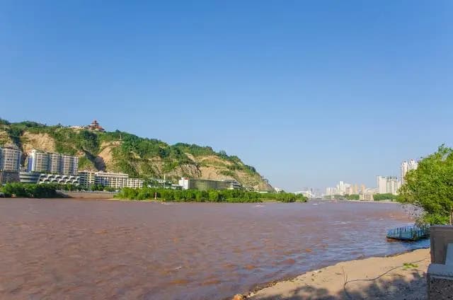 甘肃兰州黄河风情线的美景,你是否被这条古老河流所迷醉?