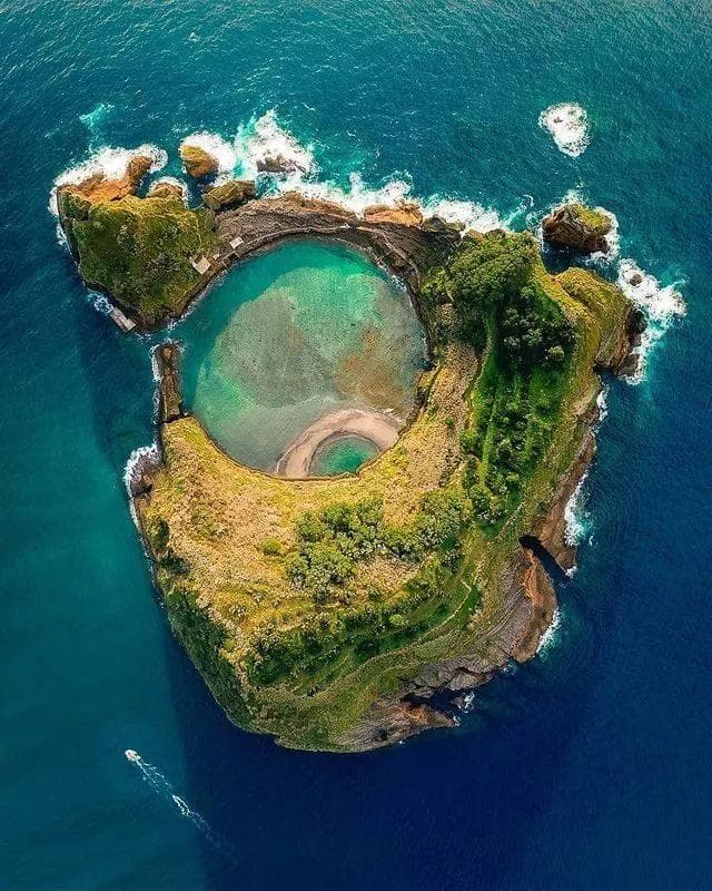 葡萄牙的这座绝世岛屿，颜值不输“冰岛”