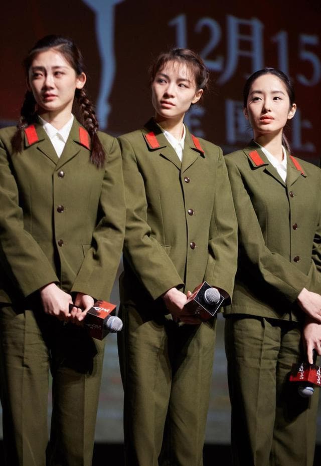 《芳华》重映，再燃青春记忆