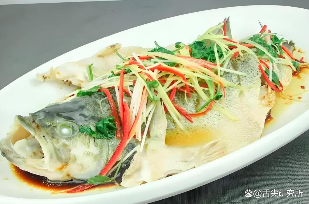 20道海鲜菜谱：从清蒸到香煎，各类海鲜烹饪全攻略