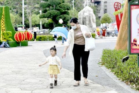 家长该如何让孩子学会接受批评？