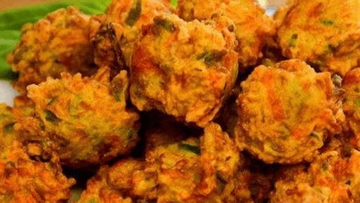 制作萝卜丸子，既简单又美味，是一道既好吃又营养的家常菜肴
