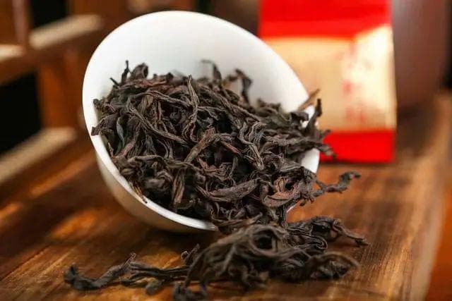 一文带你了解大红袍的前世今生！彻底揭开这款优质茶种的所有秘密