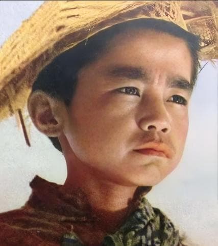 《小兵张嘎》：从舞台到荧幕的经典传承
