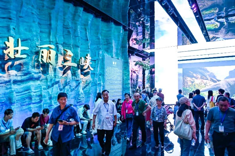 三峡博物馆《壮丽三峡》展厅上新了！两百余件套文物首次亮相展厅中