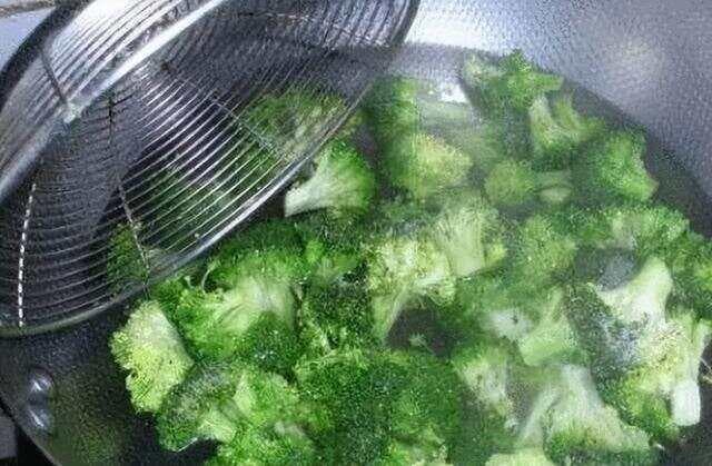 掌握这5个烹饪窍门，让你的厨艺更上一层楼