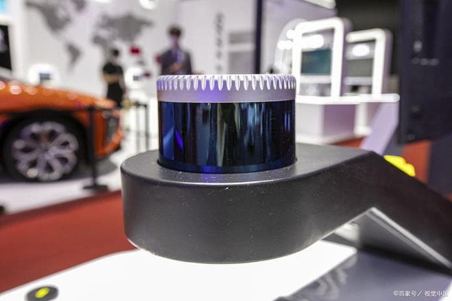 智能驾驶新突破：基于传感器融合技术的障碍物检测系统