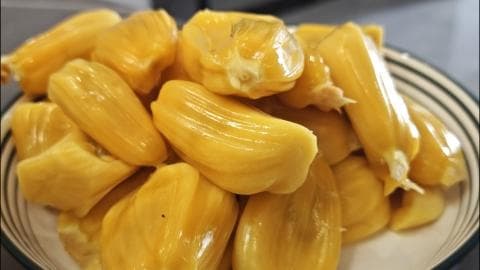 虾和菠萝蜜可以一起吃吗