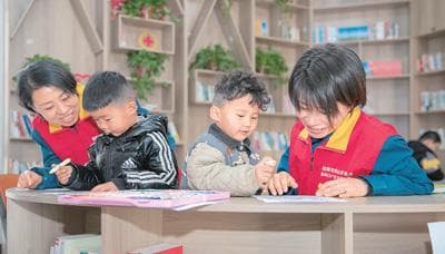 17年坚守，满玉林带领542名志愿者点亮孤困儿童人生