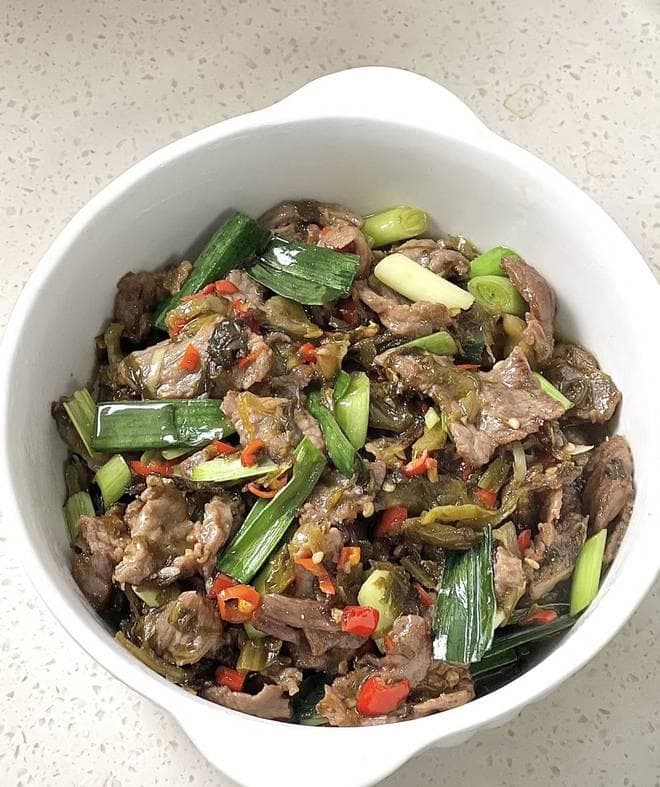 酸爽开胃，一学就会的家常酸菜炒牛肉