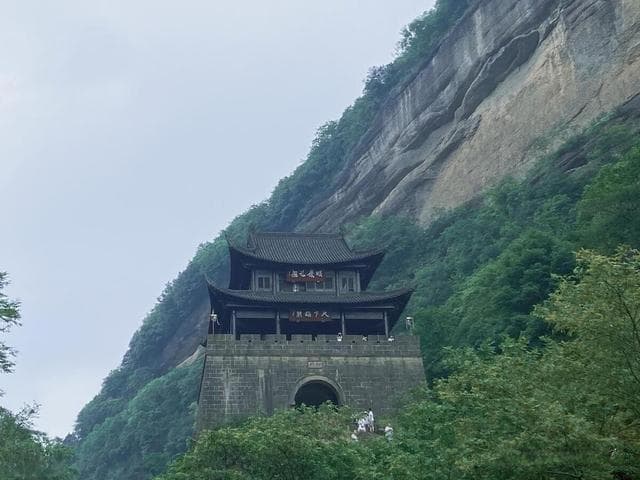 剑门关景区新规来袭，文化之旅掀起新热潮！
