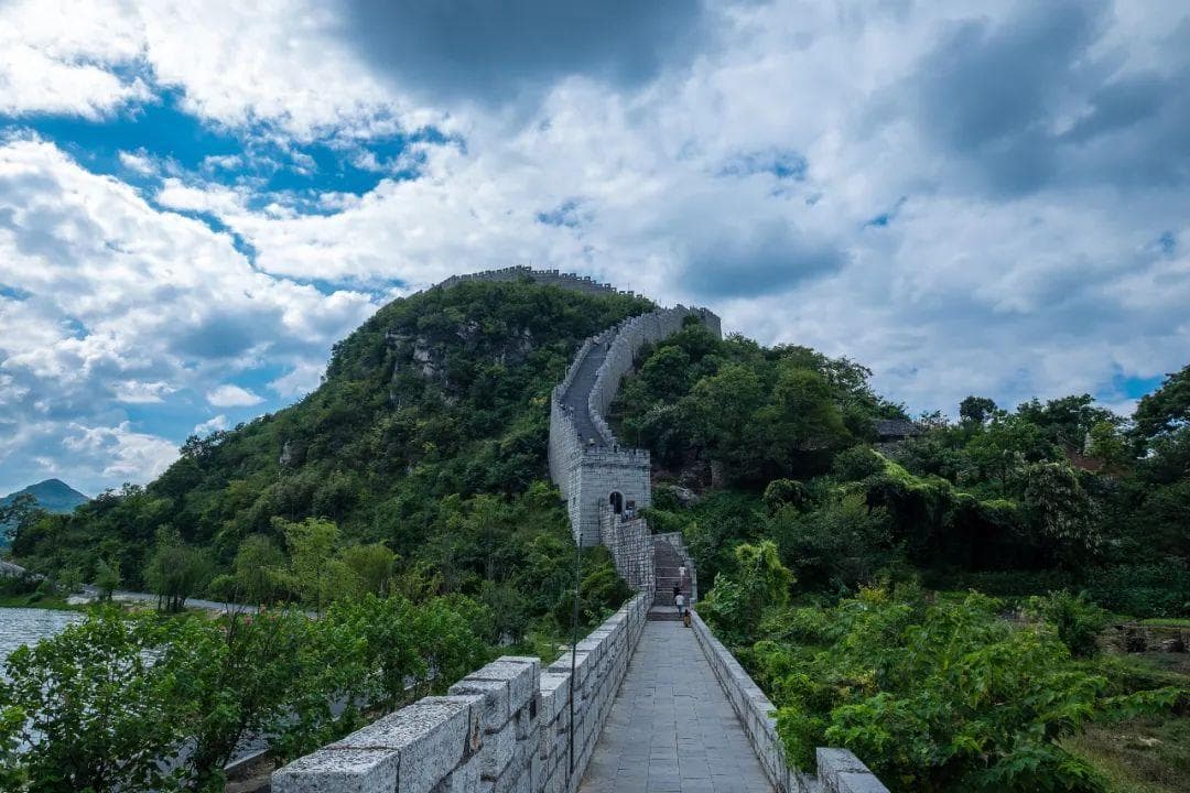 爽爽的贵阳十大景点：一半烟火，一半清欢