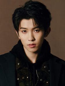林墨：从TF家族到INTO1的全能艺人