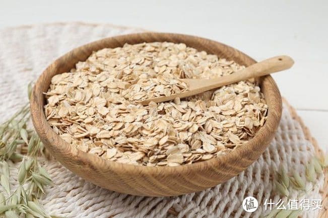 黑燕麦片和白燕麦片哪个好？