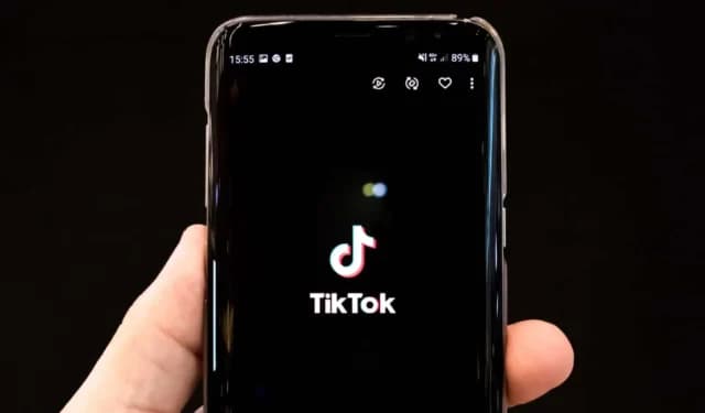 理解 IYKYK：这一流行网络俚语背后的含义