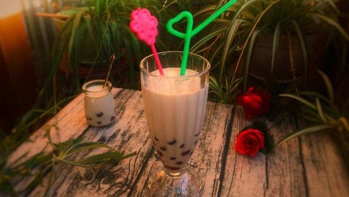 自制珍珠奶茶：简单几步，在家也能做出美味奶茶