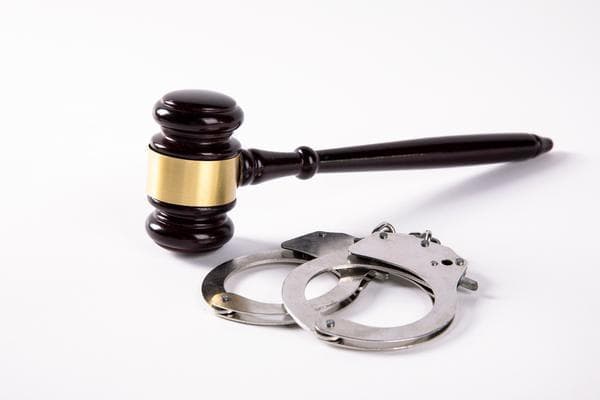 人民法院司法拍卖流程解析与案例分析