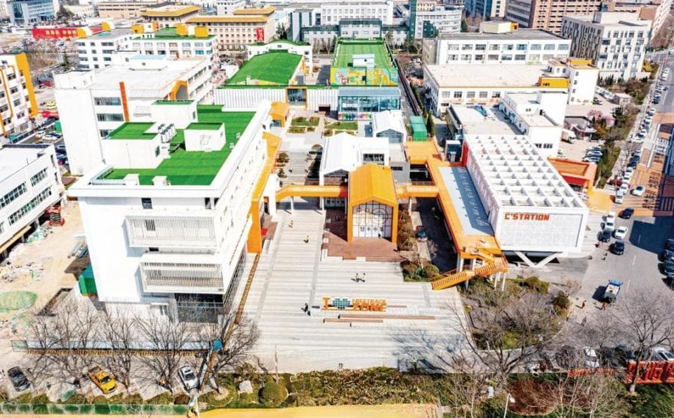 西海岸新区在发展中保障和改善民生，持续增进民生福祉，书写温度与活力兼具的民生答卷