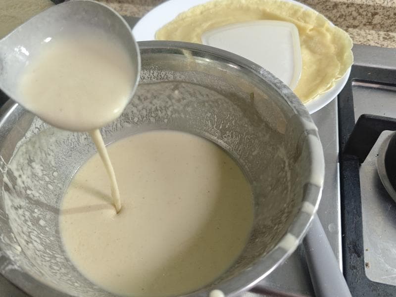 煎饼制作教程：从材料准备到成品出锅的详细步骤