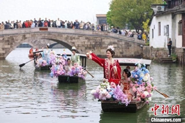 浙江文旅观察：传统民俗何以激荡时尚新潮？
