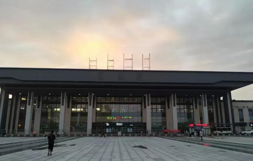 当不了全职儿女的年轻人，打算重回职场