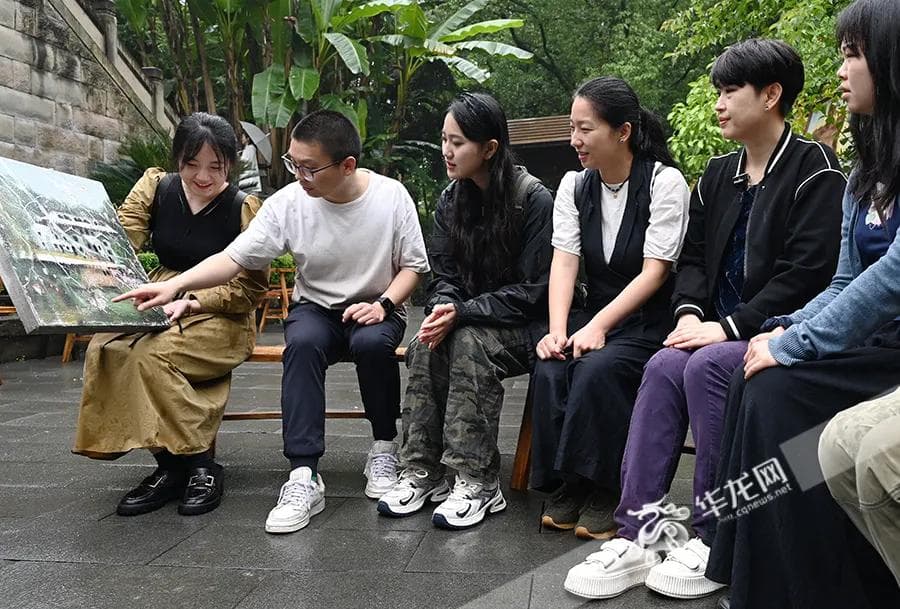 川美首创“大思政”工作坊，将思政课堂搬进革命圣地