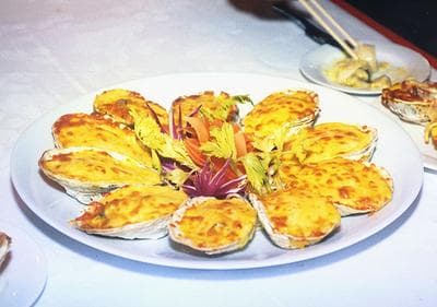 珠海十大特色美食：从海鲜到传统粤菜的美味盛宴