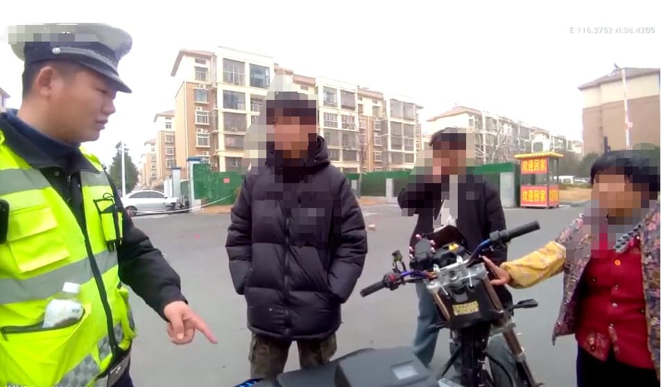 “飙车炸街”？交警：严查！