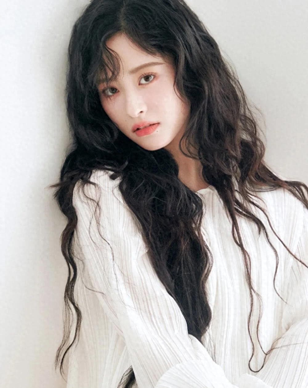 沈月：唯美写真背后的视觉叙事革命