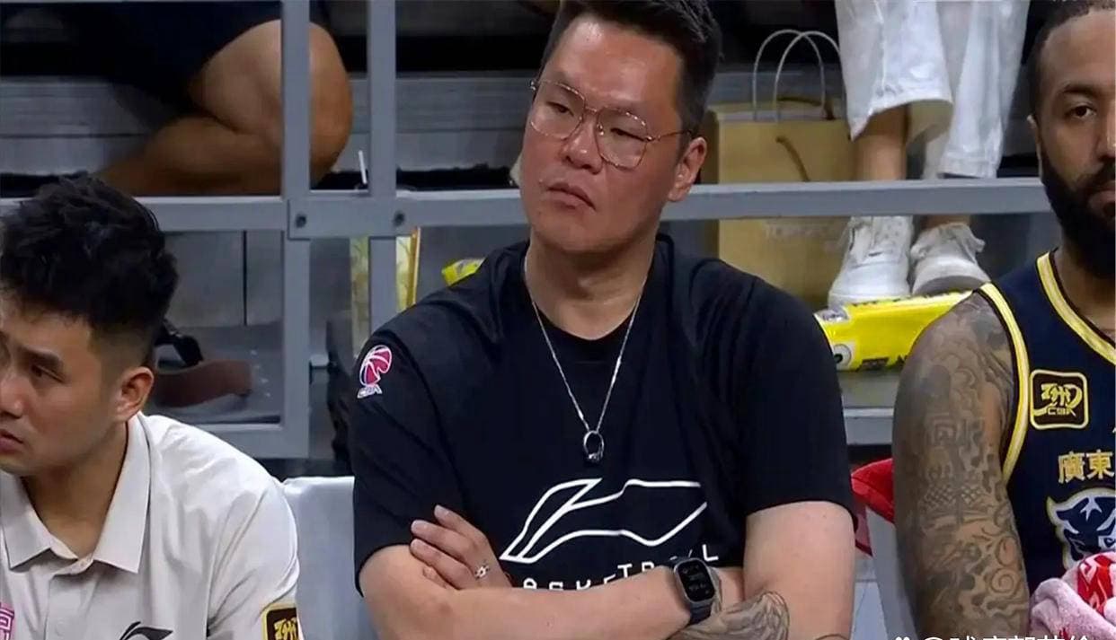 广东男篮倒退原因分析：运营成本、球员流失和伤病问题