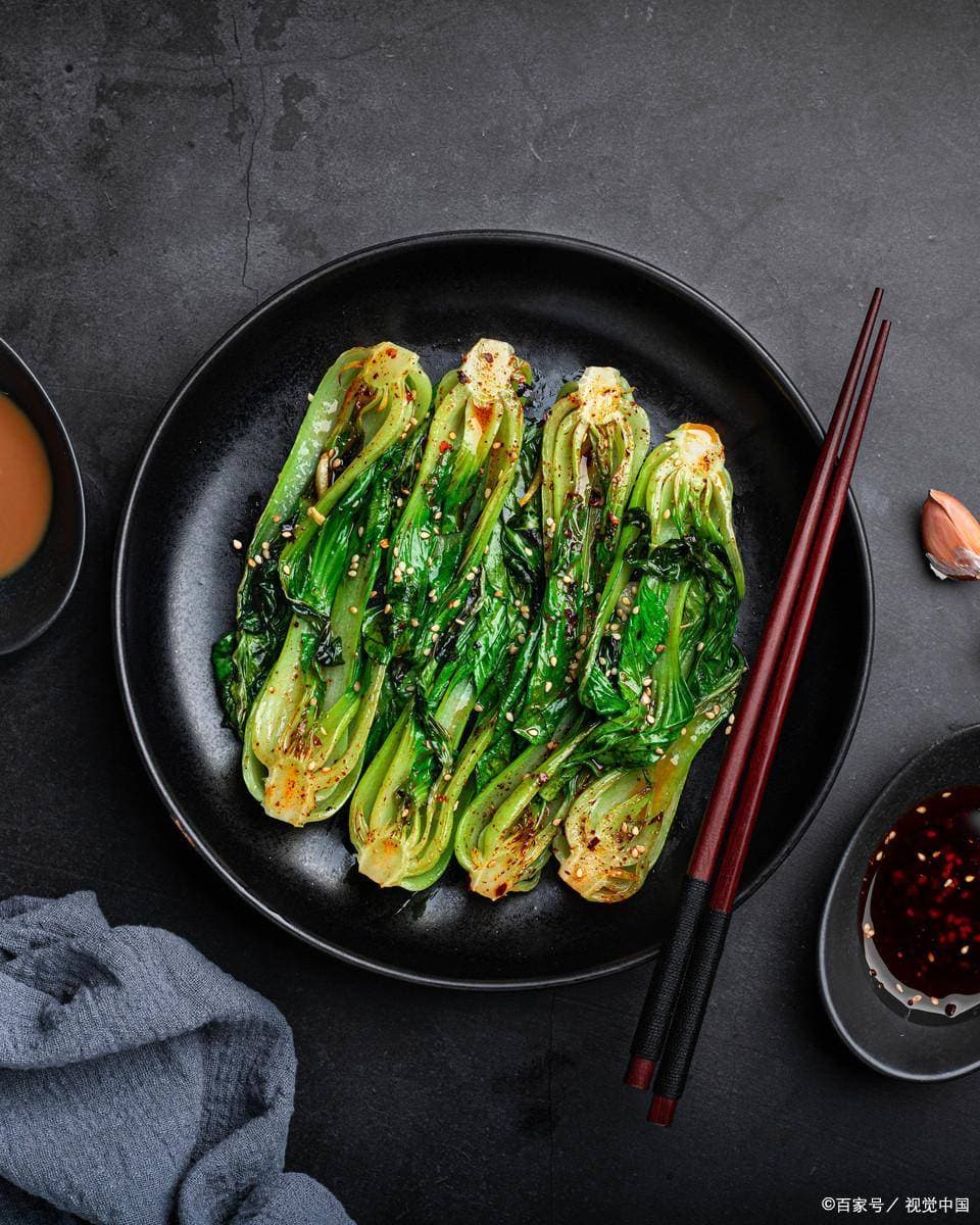 蚝油生菜不要直接焯水，教你一招，颜色翠绿不发黄，好吃又下饭