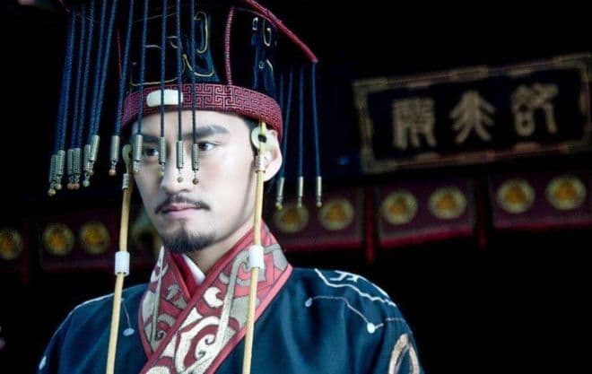 光武帝在权力分配上的智慧，值得我们每一个人都好好看看、想想