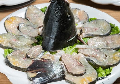 黑鱼的营养价值与食用指南：从功效到烹饪方法全解析