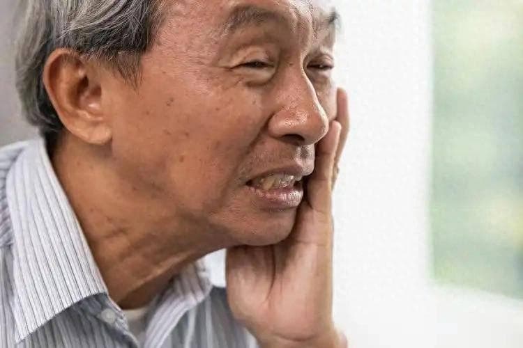 晚上睡觉嘴巴总是“发干”？别以为是缺水，或是4种疾病警报！