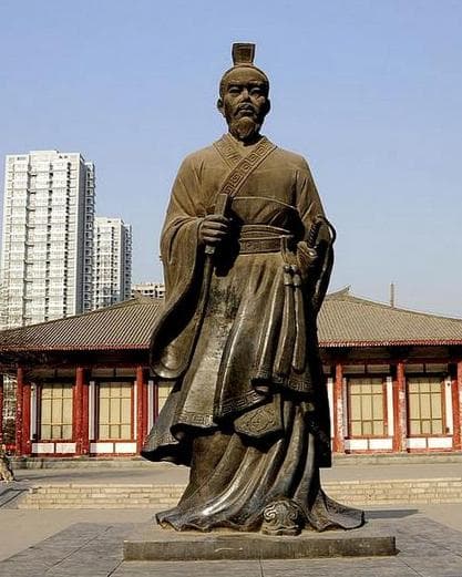 赵佗：从秦朝将领到南越皇帝的传奇之路