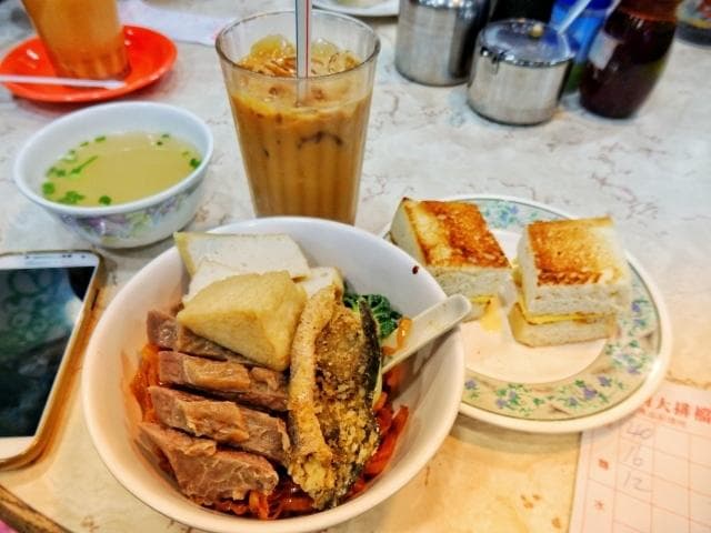 香港菜的特色：多元文化荟萃，融合东西精华的美食之都