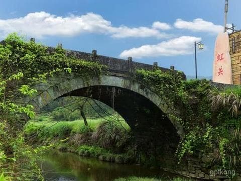 通津桥：历史、文化与建筑艺术的完美融合 🌉