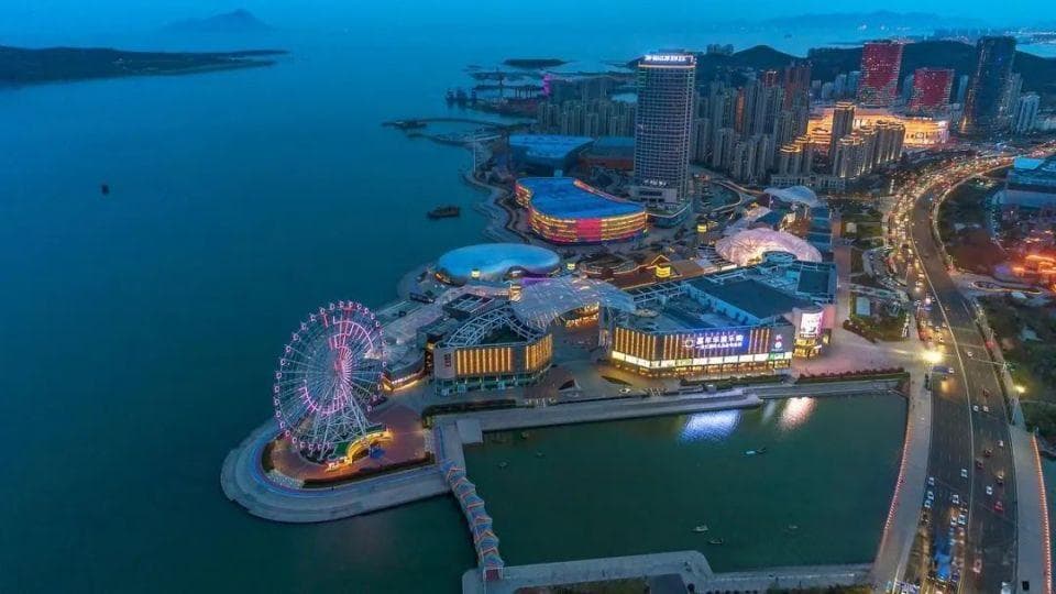 青岛十大景点全攻略：从栈桥到海军博物馆，玩转海滨名城！