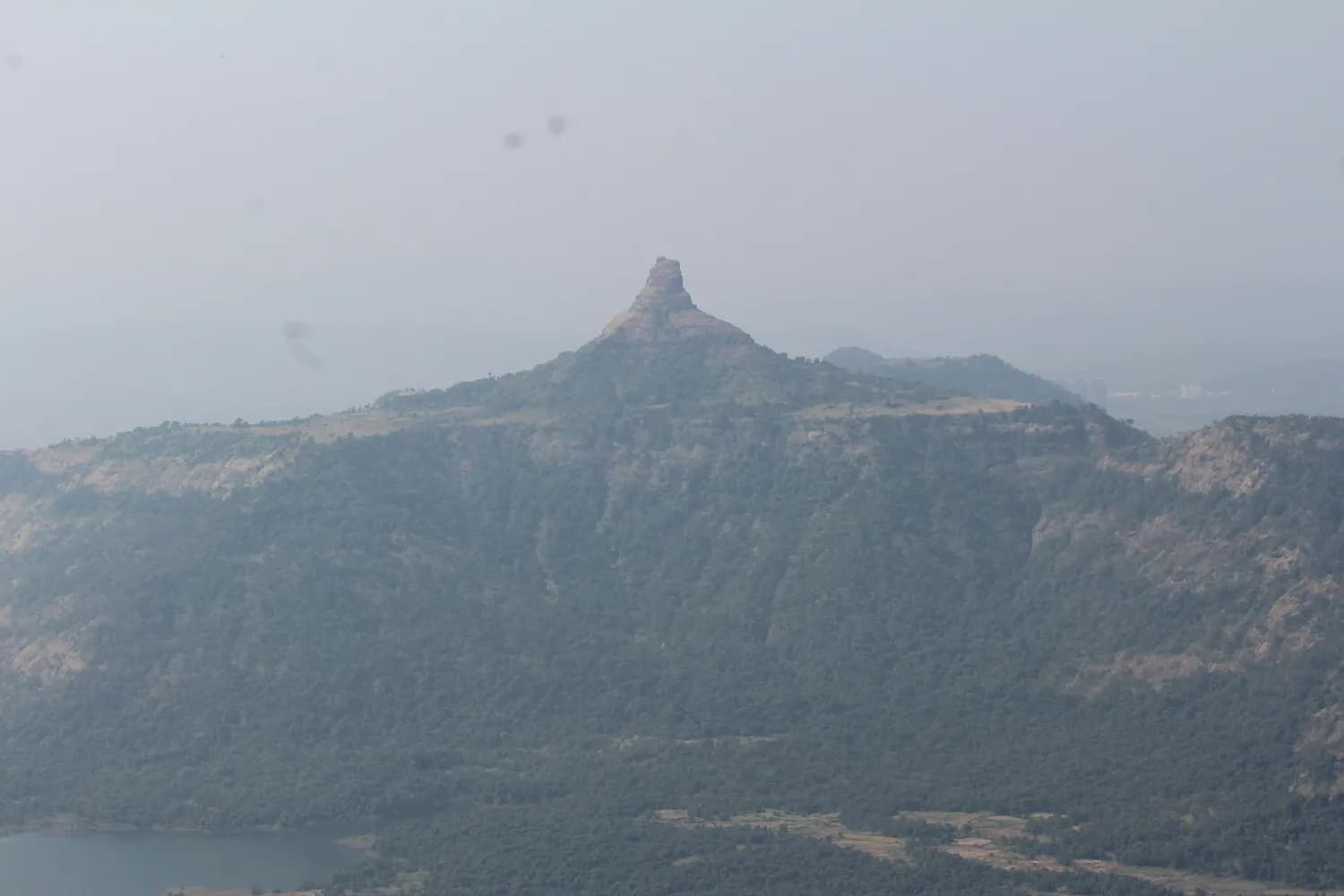 葛仙山：道教名山的自然奇观之旅