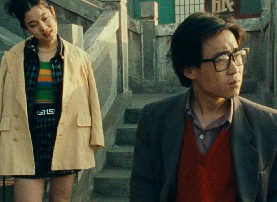 从《一程山路》，走出「县城文学」