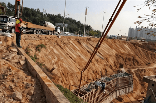 混凝土挡土墙包模板多少钱