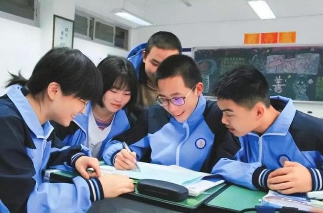 走读生VS住校生，差别不只是一点，家长应深思熟虑再做决定